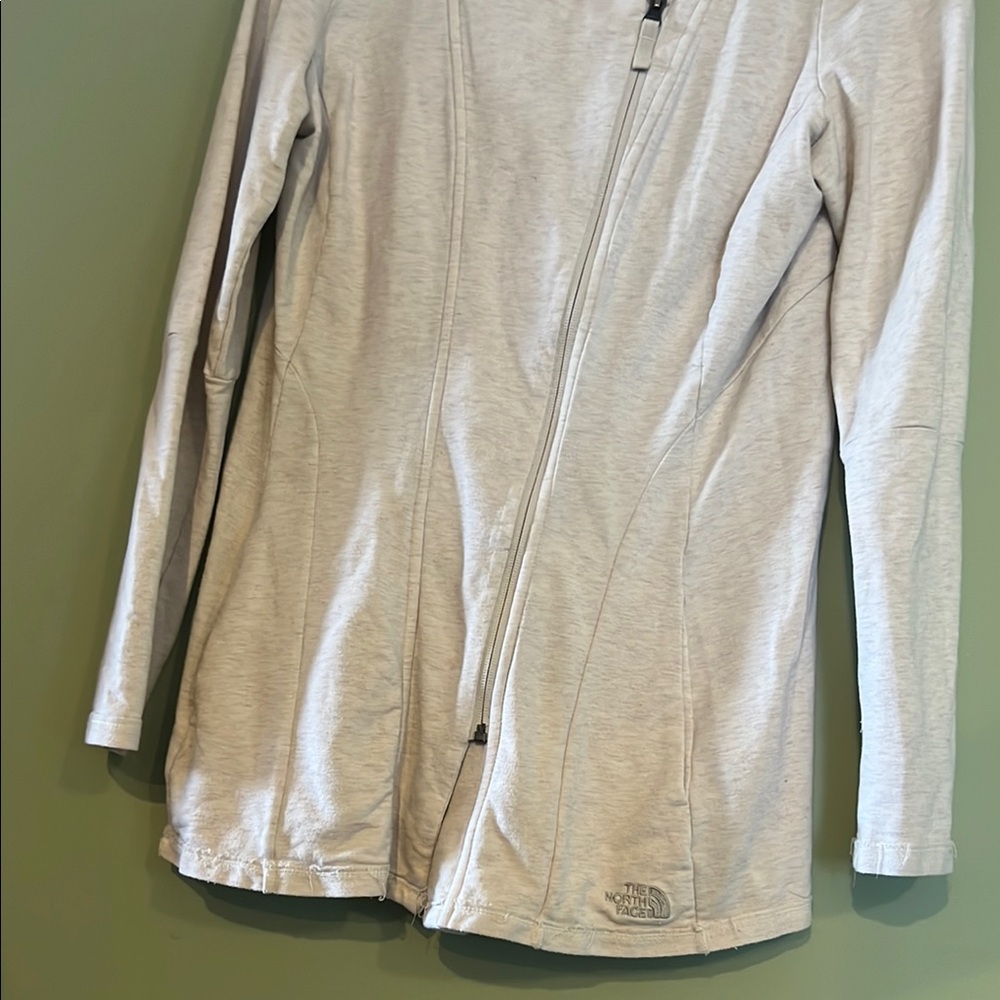 The North Face Gray Ski Jacket for Snow Adventures